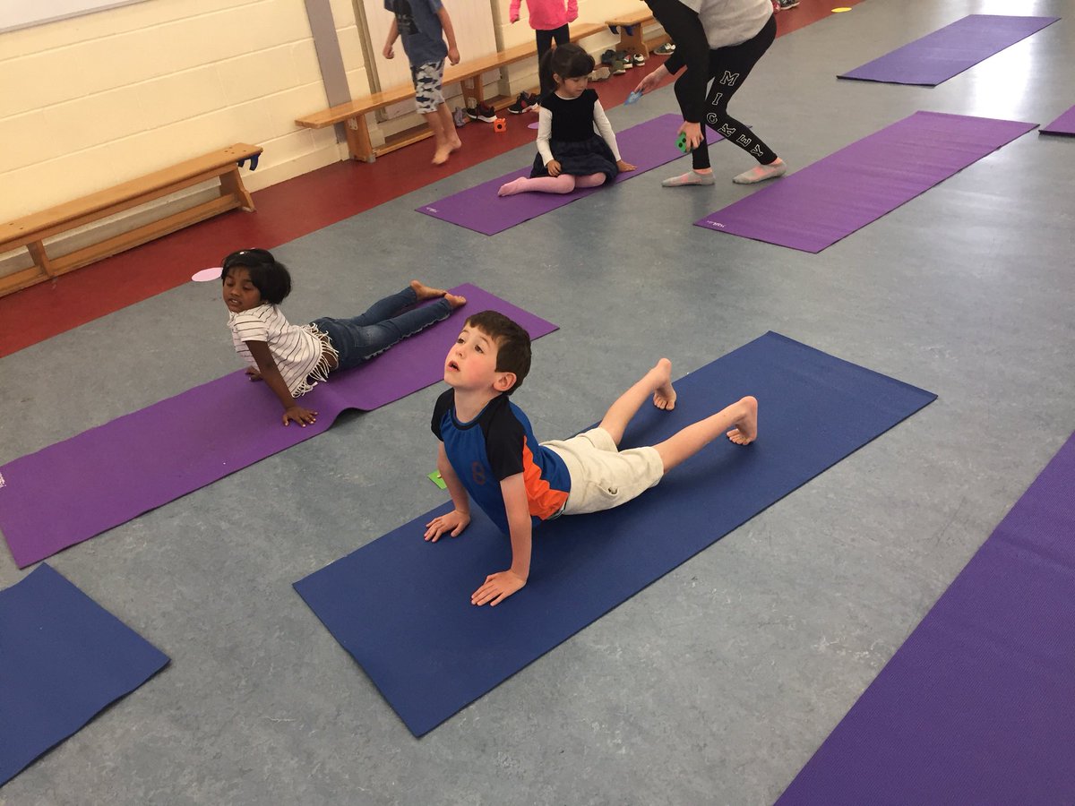 GetnsjiInfants's tweet photo. No better way to start the day #mindfulschool #yoga https://t.co/DborMWR6yP