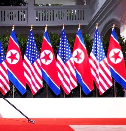 lisaemond1's tweet photo. #trump has put the USA on par with North Korea & has declared himself #KimsPuppet @UdnSpeak4me @rinkydnk2 @Kalaax008 @docholly @reevynap https://t.co/ON2k7Wl9yv