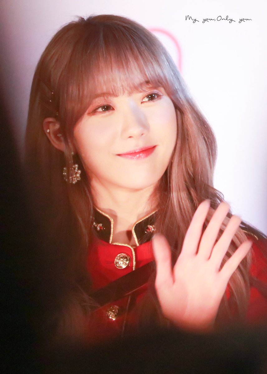 MyouOnlyou's tweet photo. 180413 KCON JPN 레드카펫
#우주소녀 #WJSN #루다 #Luda  @WJSN_Cosmic https://t.co/MpQnVLvn37