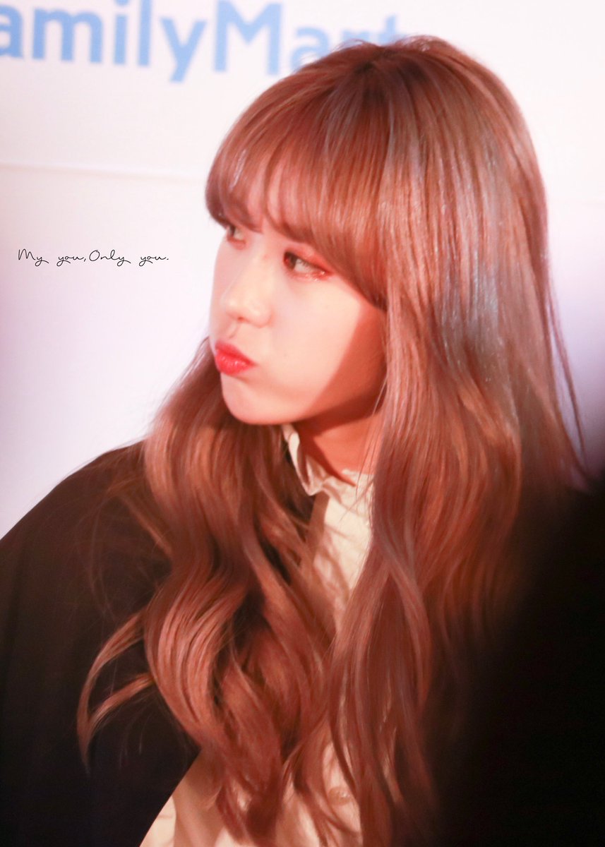 MyouOnlyou's tweet photo. 180413 KCON JPN M&amp;G
#우주소녀 #WJSN #루다 #Luda @WJSN_Cosmic https://t.co/R56fSpUT9D