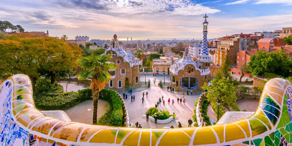 eclaircinema's tweet photo. 🇪🇸 @CineEuropeBCN starts today! Meet our #Eclair teams in the Meeting Rooms 123/129, First Floor. You can still book your demos all week to discover our content services: #EclairPlay and #EclairColor #HDR. Book here 👉 https://t.co/XcTqbob0uH https://t.co/JBR2ntFP80