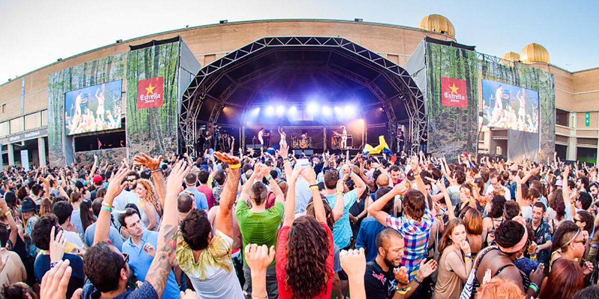SmartroomBCN's tweet photo. Sónar is probably the most popular electronic music festival in the world, and it's celebrating its 25th anniversary in Barcelona this year on June 14, 15 and 16 at the Fira de Barcelona Montjuïc (Sónar by Day) and the Fira Gran Via (Sónar by Night). https://t.co/zoNDXrOq7Z