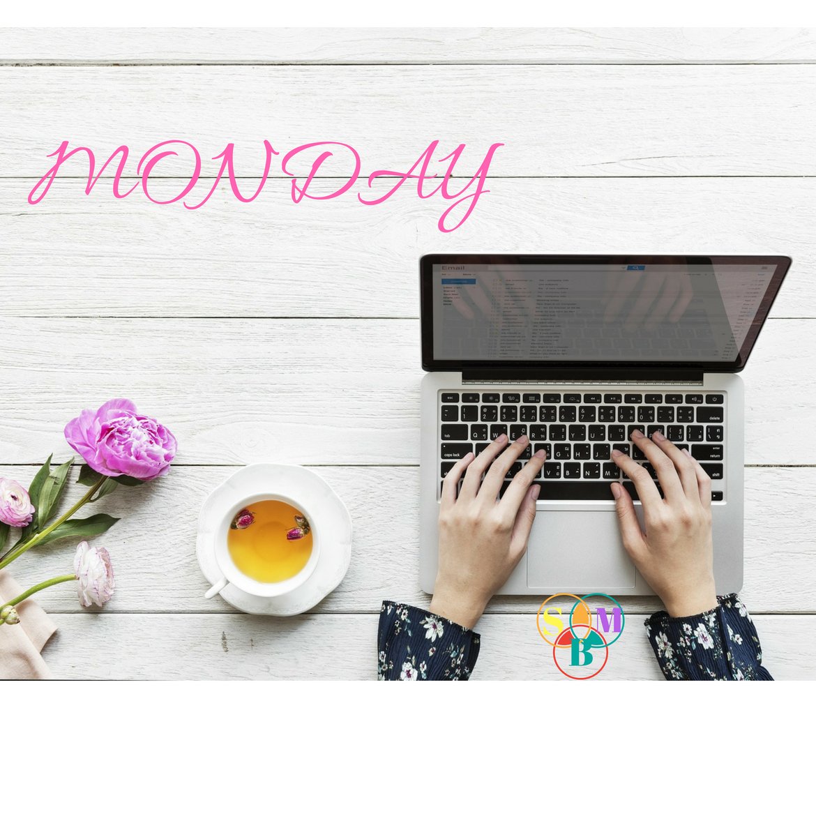 BenefitsMedia's tweet photo. When life gives you Monday, dip it in glitter and sparkle all day.

#MondayMotivaton #socialmediabenefits #socialmarketing #MarketingStrategy #Manager #MarketingDigital #marketingonline https://t.co/X4n5Shsddp