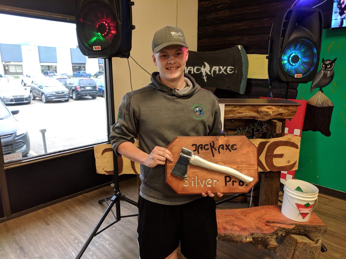 JackAxeyeg's tweet photo. Spring Leagues Wrap Up Party #edm #edmonton #Yeg #YEG https://t.co/Ohi53xJqBW