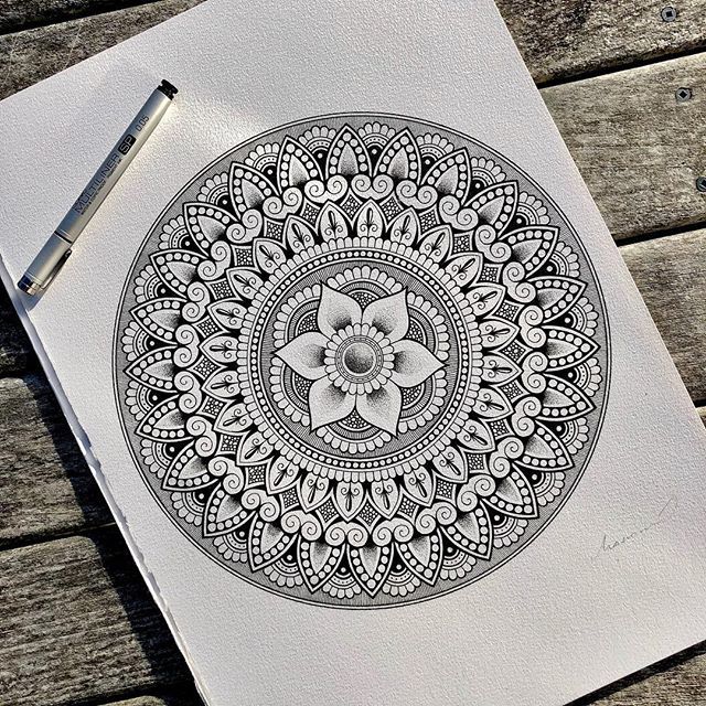 Owlizh's tweet photo. Beautiful work @macromicroart  #imagination #beautiful_mandalas #blxckmandalas 
#artline  #inkdrawing#tattoo #zendoodle #arttherapy #mandalaoftheday #fineliner #zentangle #mandala #mandalas #sketchdaily #handdrawn #lineart #blackandwhiteart  #dailyarts #… https://t.co/zgRIr7gxSR https://t.co/W4z8n3Oy8n