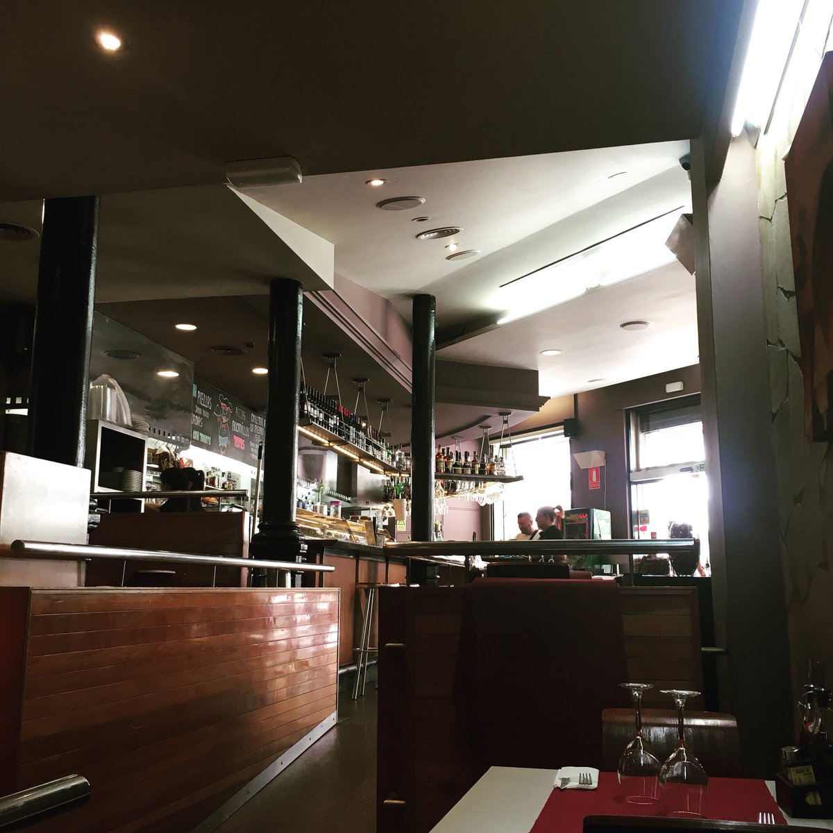 rest_guito's tweet photo. Un martes cualquiera en un restaurante unico...#rest_guito #martes #menudeldia #tapaestrelladam #food #enjoy #barcelona https://t.co/e7MDBJJpEn