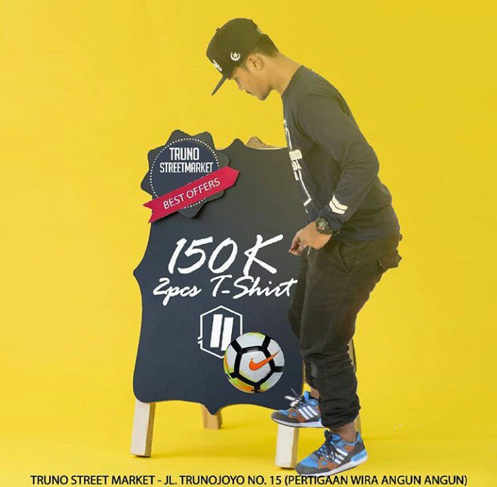 Letsgoo..Yang mau belanja2 buat lebaran, titipan keluarga atau sanak family, ada Harga khusus dari kami, 150K 2 Pcs T-shirt. Trunjoyo Street Market (Pertigaan Wira angun2) Samping Heaven Skateboarding...Cuss