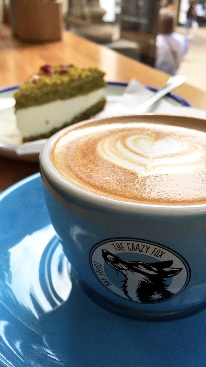 A delicious cup of <a href="/extractcoffee/">Extract Coffee</a> and an amazing slice of Moss Cake 😍 
<a href="/thecrazyfox1/">The Crazy Fox</a> nailing it as always
#bristolfood #specialitycoffee