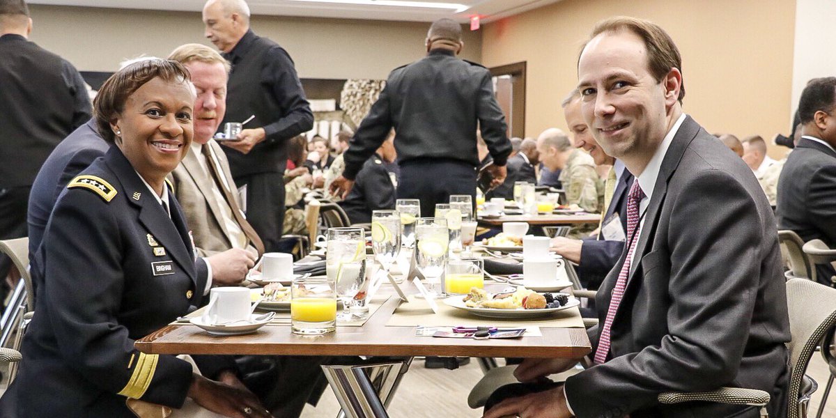 OACSIM's tweet photo. LTG Gwen Bingham and Jordan Gillis at the 307th AUSA ILW breakfast that focuses on “Installations Now and into the Future.” https://t.co/rW6X63sakO