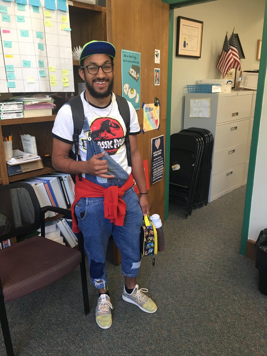 Mr. Tony is ready for today’s grade 5 field trip!