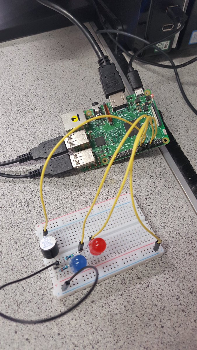 TKSComputing's tweet image. First attempt for yr10 at physical computing. @CambridgeJam