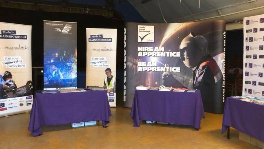 Come and speak to us about starting your future career 👍 We are <a href="/The_Blues_Club/">The Blues Club</a> until 4pm today in partnership with <a href="/WestLindseyDC/">West Lindsey DC</a> 👌 Can't make it? See our current apprenticeship vacancies here: ow.ly/j4xh30kss69