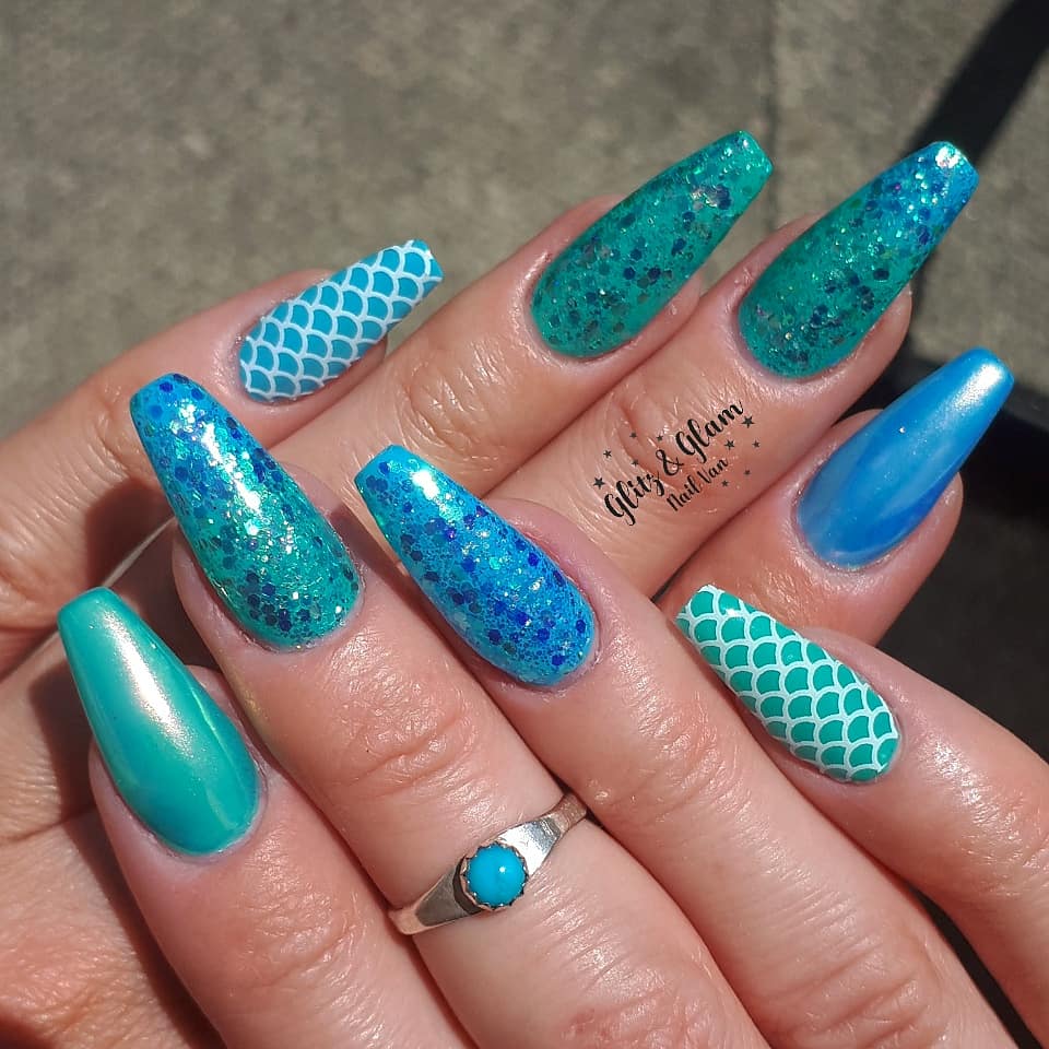 rachsjourney's tweet photo. #mermaidnails #mermaid #mermaidvibes #bluenails #tealnails #greennails #gelish #magpieglitter 💅🏼💚💙 #showscratch @ScratchMagazine @NailHarmonyUk @magpie_beauty #mobilenails #nailvan #nails #hazelgrove #glitzandglamnailvan https://t.co/t6X8WFsIGG