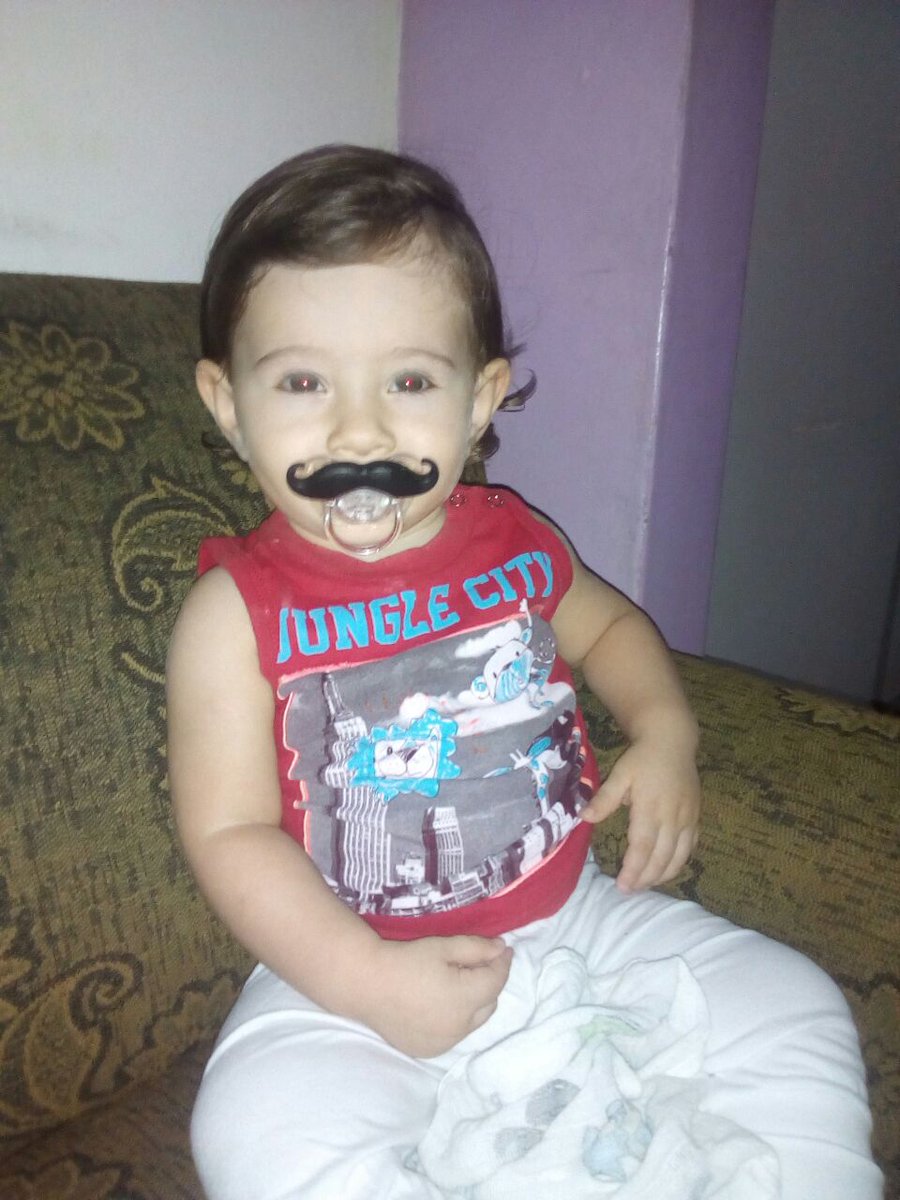 kinhaaa_'s tweet photo. O meu @ tem cara de bebê. Então escilhi um presente para deixa-lo com.cara de rapaz maduro.....

#ReiDavi #MeuPituco #Dindinho https://t.co/28da8wTcNo