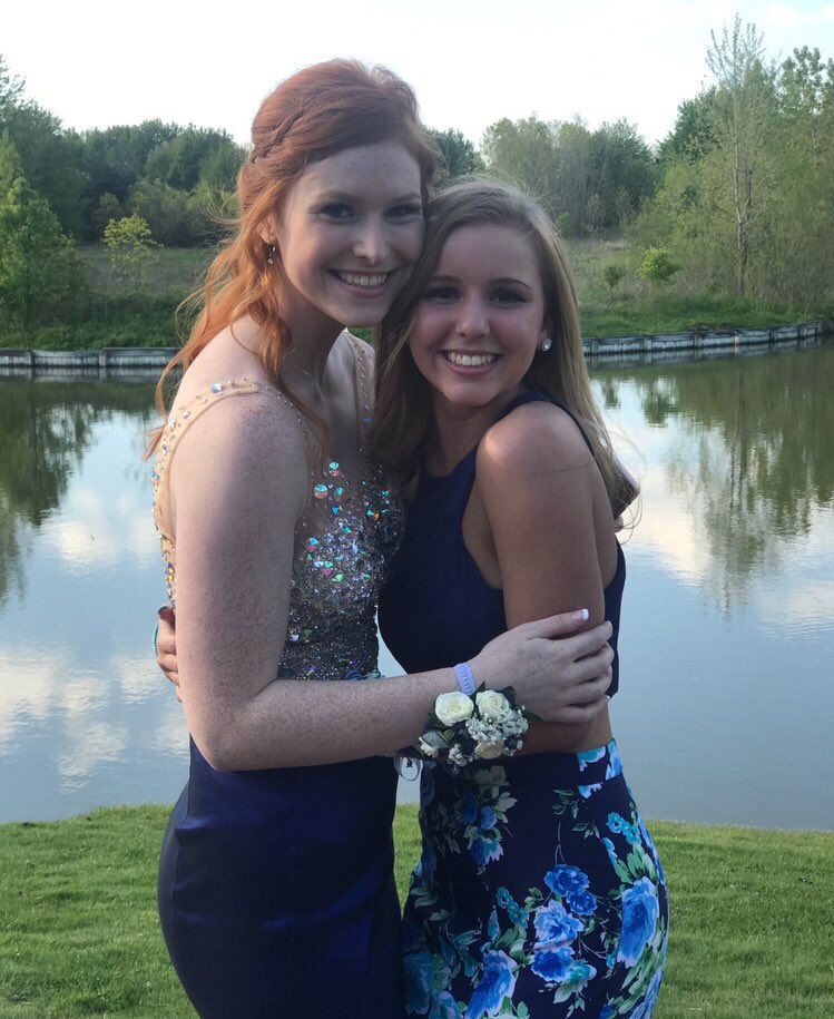 stephrocksyolo's tweet photo. Happy birthday Gab!!!! ๐๐๐#boostforever I love you so much baby have the best fricken day EVER ๐๐๐๐บ๐ @gabbylouwers https://t.co/04WapINTLG