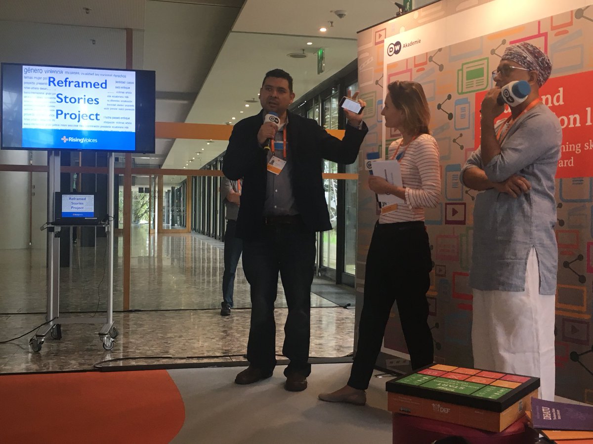 LenaNitsche's tweet photo. Eddie Avila @barrioflores of @risingvoices is presenting the Reframed Stories Project @NewsFrames_GV - an Interface that allows users and communities to find out how stories of their communities are framed in different online media. #dw_gmf https://t.co/OpravFRJAD
