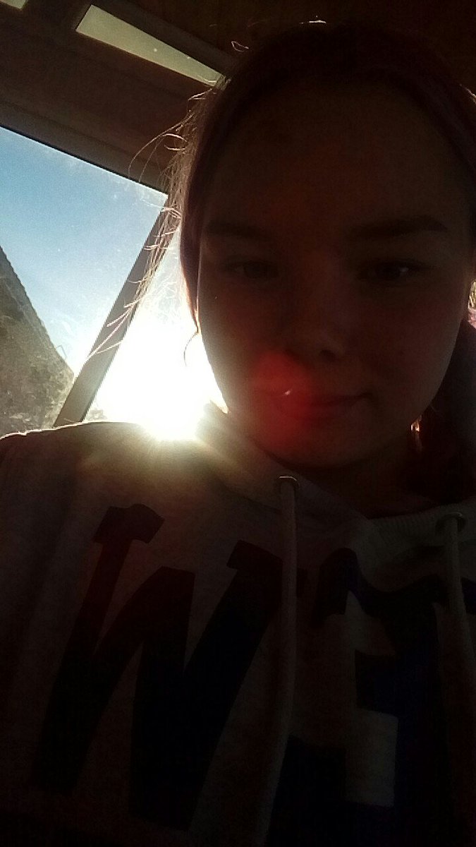 tildedolan's tweet photo. Happy tuesday ❤🌻

#Dolantriplets
#TuesdaySelfie #DolanTwinsTuesday #DolanTwinsNewVideo

@EthanDolan @GraysonDolan @nollandolan https://t.co/tpp2IbO9PV
