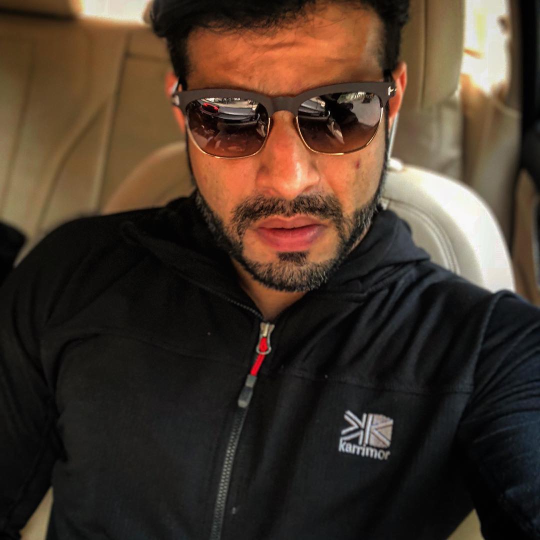 ikaran9198's tweet photo. 😂😂 #RandomClick https://t.co/1k4oPTDefP