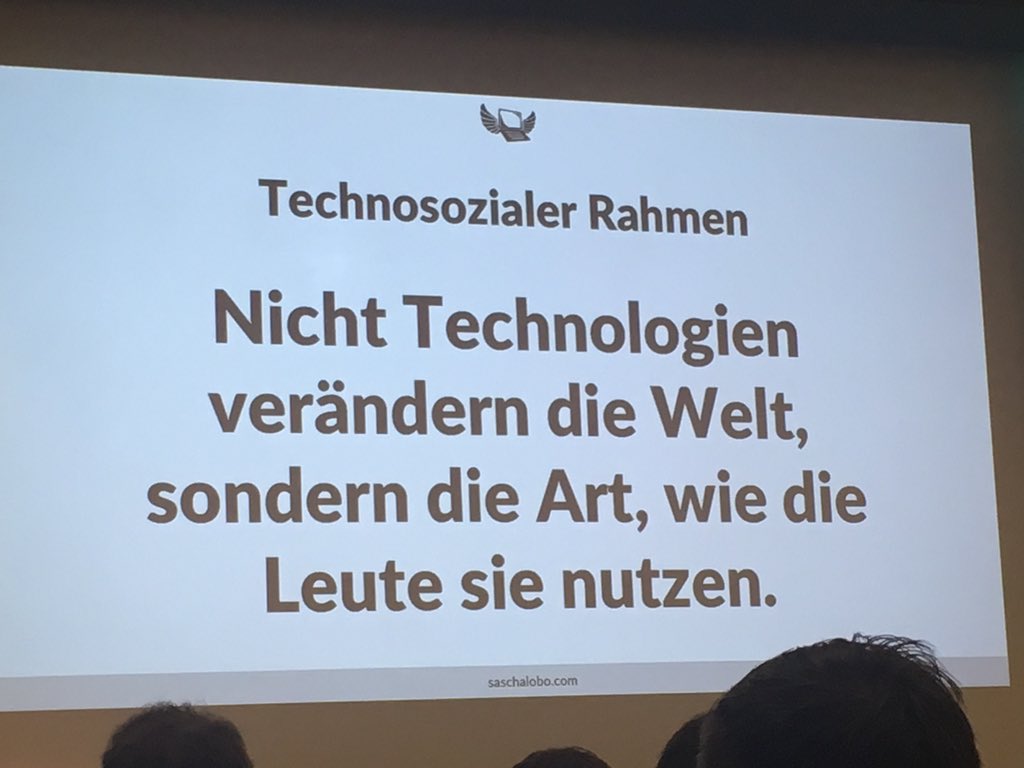 preisig's tweet photo. Technosozialer Rahmen von @saschalobo am #digitalnudgeday2018 von @unic https://t.co/ztpXtsTtI4