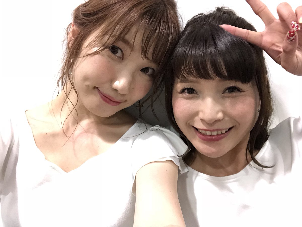 う W る Skeb順番に承認中です W No Twitter うちつん 内田彩 新田恵海 落書き