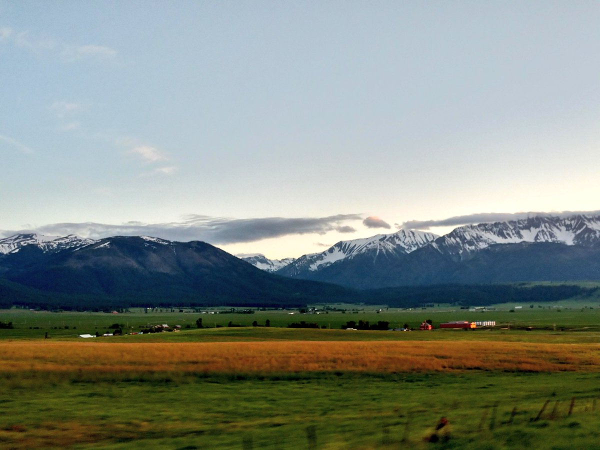 KelleyBayernWX's tweet photo. Views of the Wallowa Mountains just outside of Joseph, OR. Still a spot I have yet to explore! Thanks to Virgil Bates for the photo. 🏔 #EasternOR #HellsCanyon #climbOR #NWBear https://t.co/6matEcr7sg