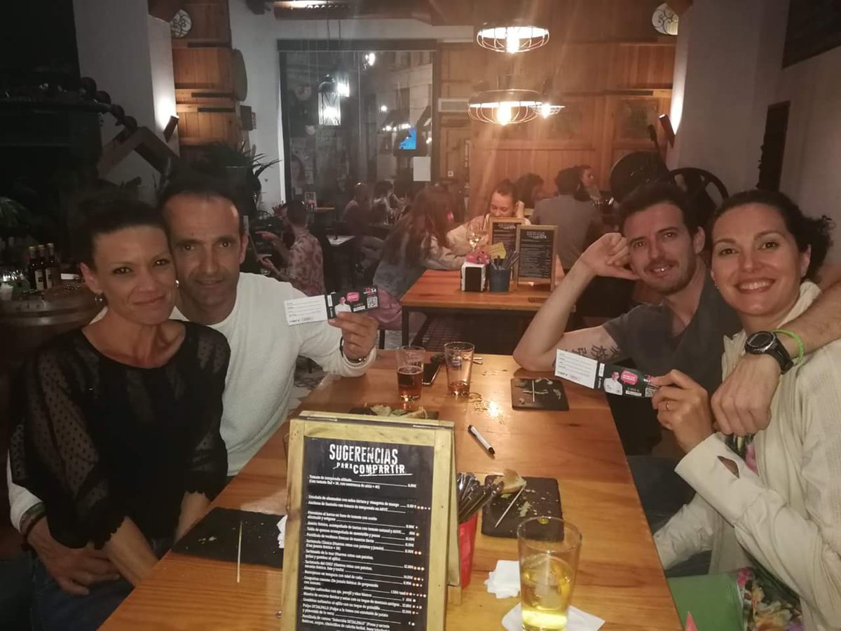 TapaSolidariaAL's tweet photo. Pensando en comer? Vete a alguno de nuestros 26 bares y pide tu #TapaSolidariaAlmería Encuentra tu establecimiento aquí https://t.co/n3klAbsWog Haz cómo ellos!! Disfruta de nuestra #Gastronomía y #ayuda a @argaralmeria ☺☺😍😍 #Go💃 #Solidaridad #Quénoparelafiesta https://t.co/TFgqj5063X