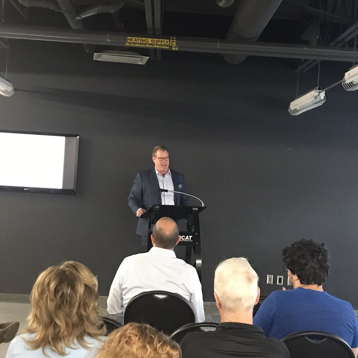 NORCAT's tweet photo. "Thank you for coming out at 8 am to talk about blockchain!"

BlockStation CEO David Eason is here to help us understand the origin and applications of #blockchain technology! https://t.co/v024eMF86U