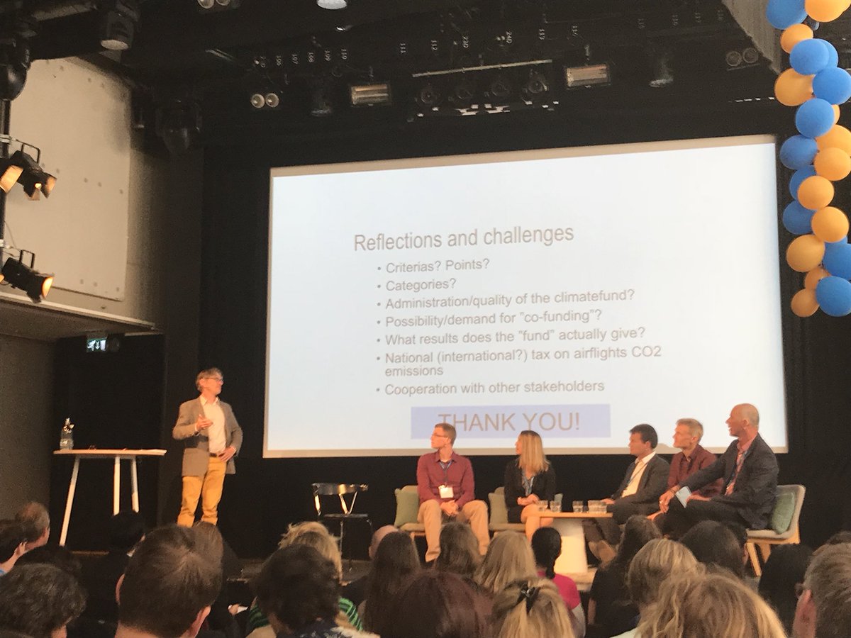 DaveGormanUoE's tweet photo. Excellent session on carbon, travel and flights- Universities must respond...
#ISCN2018 https://t.co/QcN8cyrnqH