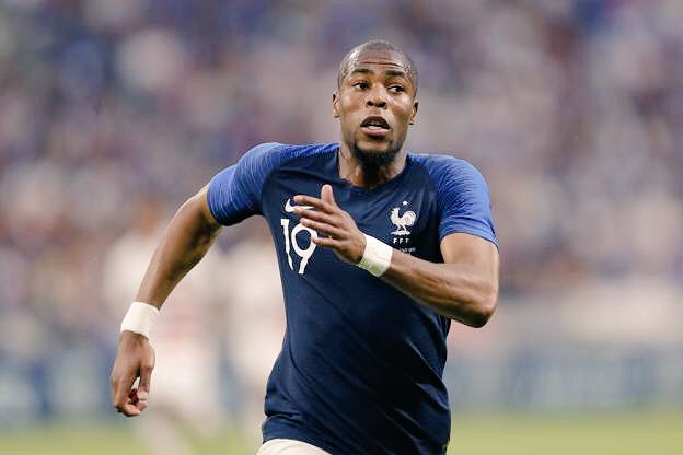 beINLigue1Confo's tweet photo. Quel latéral droit pour la Coupe du Monde ? 🤔🔥

♻️ pour Pavard
❤️ pour Sidibé

#beINBLEUS https://t.co/Jm2lDZvP8F