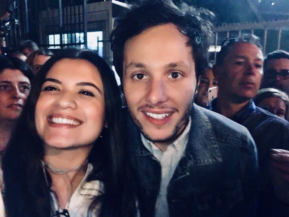 Voeux_Eric's tweet photo. #TLVSP @eric_antoine lui avait promis de réaliser son #vœu le plus cher… et il a tenu parole : @KarloffMusique nous envoie une photo prise au concert de @VianneyMusique, samedi dernier ! 🎶😍 #m6
➡https://t.co/kJ1q4FJeRO https://t.co/oSR3mxyZjl