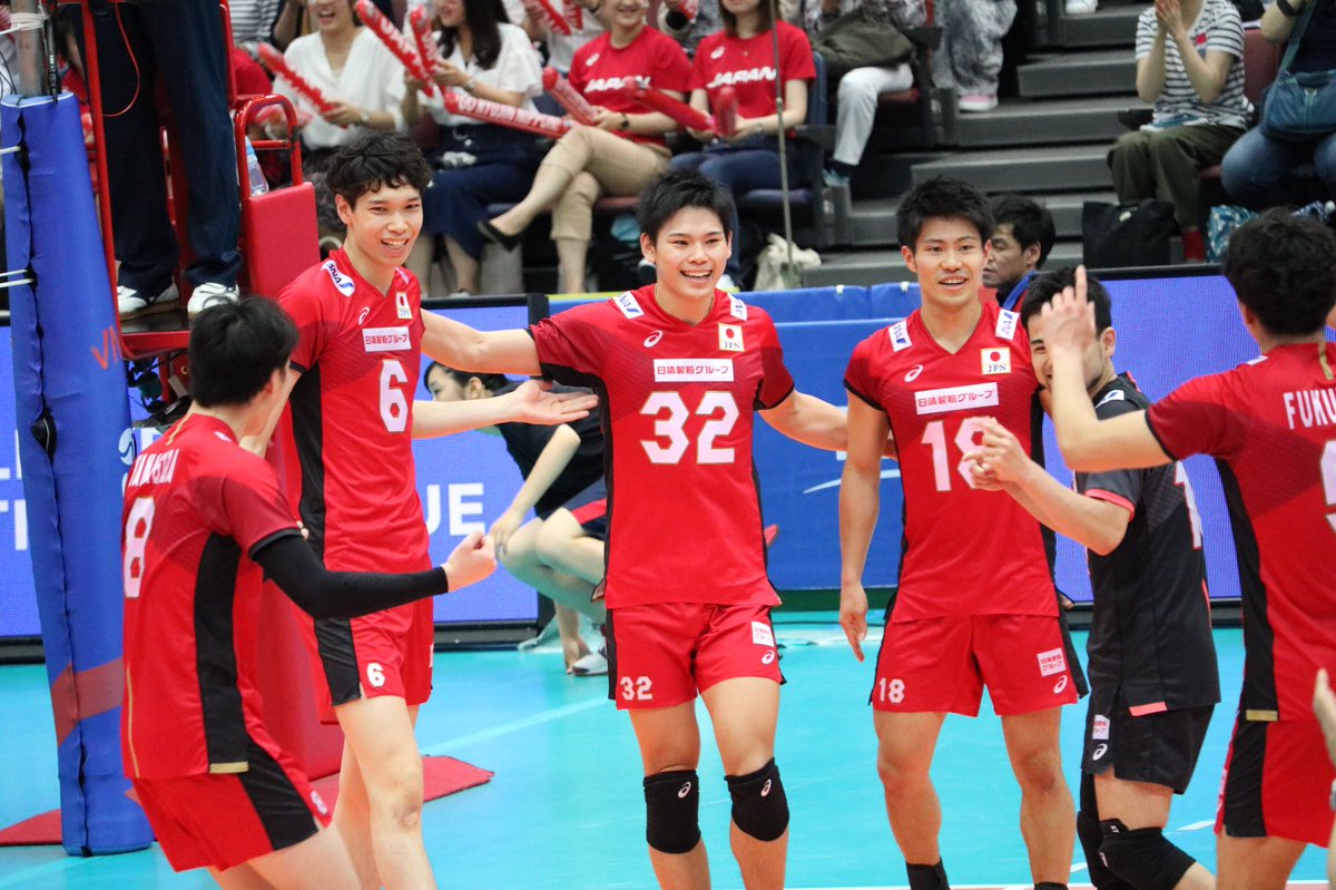volley_rinmasa's tweet photo. 2018.6.10
決まったこの瞬間が好き。

#ネーションズリーグ 
#柳田将洋
#福澤達哉 
#古賀太一郎
#山内晶大
#関田誠大
#西田有志 https://t.co/M3LtiMlv1g