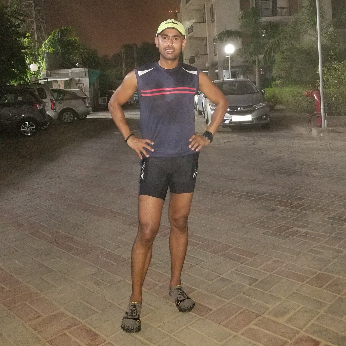 AbhiRunning's tweet photo. 1.3km swim followed by 4.1km run and 50 push-ups..
#AbhiRunning #ultraman #Ironman #triathletelife #ultrarunner #Run2Realize #triathlontraining #stayhealthy #humfittohindiafit🇮🇳🏆 #fitindia #runnerslife #TuesdayMotivation #fitness #swimming https://t.co/IzUbQvpjSJ