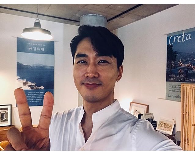 itsmarlonhan's tweet photo. #SongSeungHeon IG Update ✌️
#송승헌 ❤️ https://t.co/wm8nES7FCQ