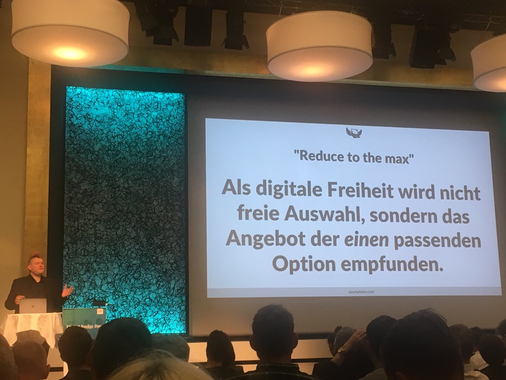 preisig's tweet photo. „Reduce to the max.“ - Immer! Auch mein Motto. @saschalobo #DigitalNudgeDay2018 https://t.co/FkSl5CC9iL