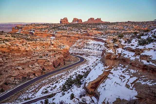 jonathanronzio's tweet photo. Wicka wild, wicka wild, wicka wicka wild wild west 🏜
.
.
Jim West, desperado, rough rider, no you don’t want nada @willsmith .
.
#exploreinspired https://t.co/keWDfyWRvC https://t.co/BaFkvkscTk
