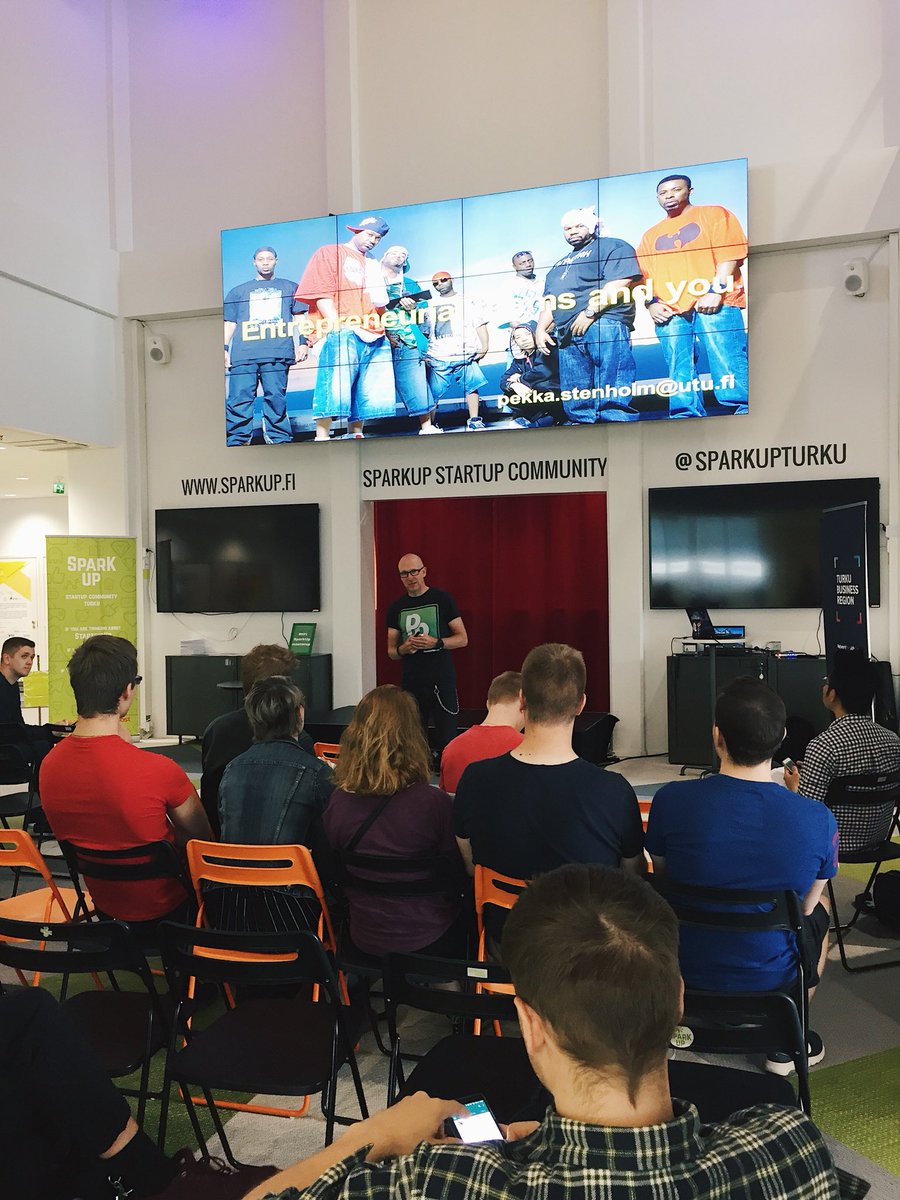 Pekka Stenholm gives a workshop on team dynamics today at #startupjourney2018