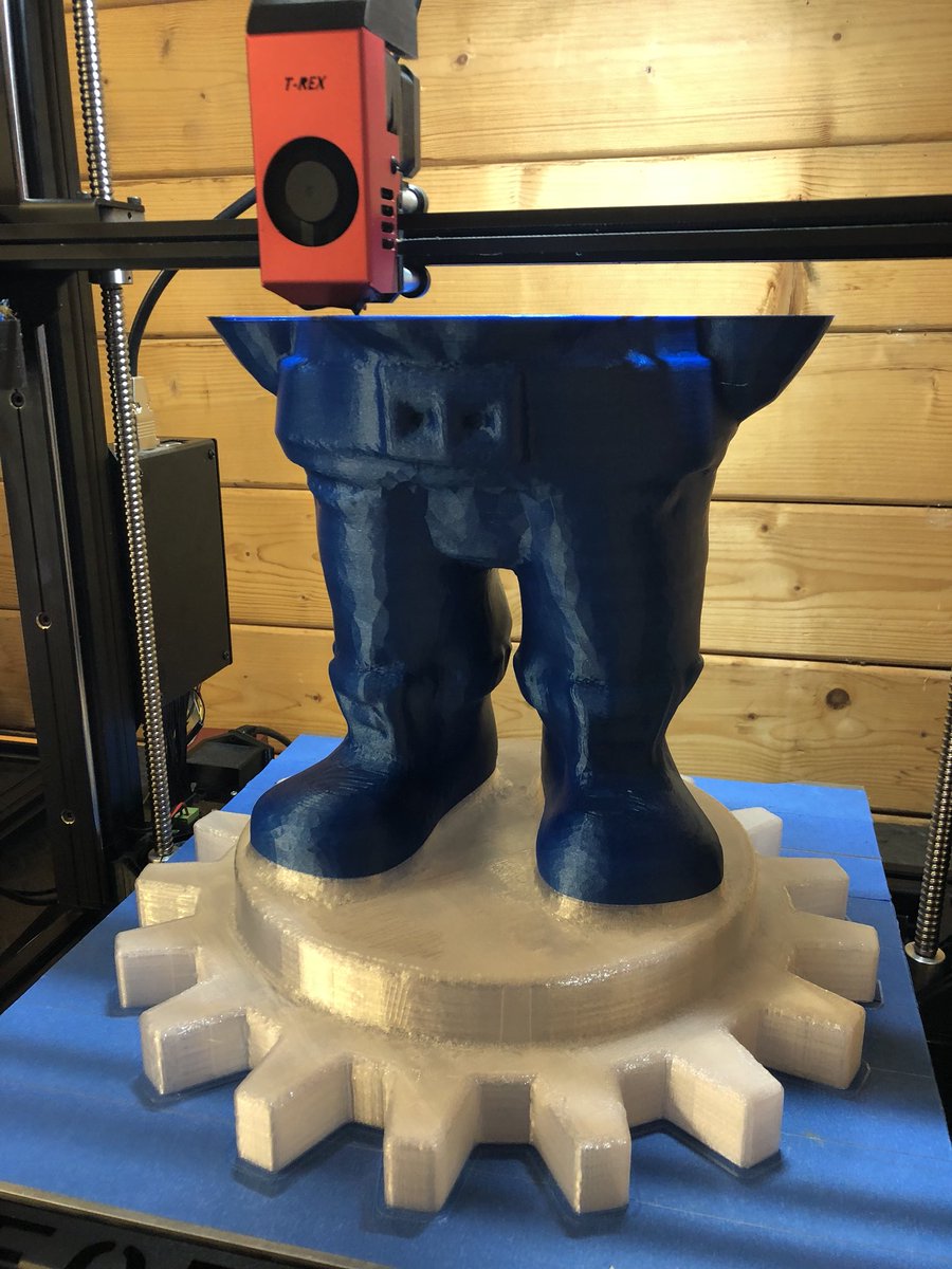FilamentFrenzy's tweet photo. YES YES YES! My @formbot3d Trex 2+ bridged the 1000% scale #gnomezilla printing in @Proto_pasta  #highfive blue 😮 Not bad for a printer without a dedicated part cooling fan 😍 https://t.co/kmJVtE16Es