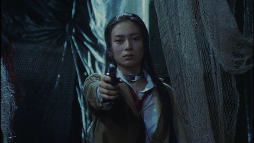 バトル・ロワイアル』を久しぶりに観たら 撃たれても何度も立ち上がる