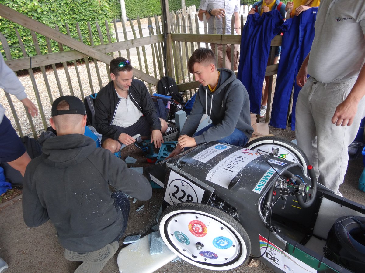 VarndeanDT's tweet photo. Another huge thanks to our sponsors @DandG_UK @weareideal @paviliondowns @DofESouthEast @DofE and to everyone else who helped make this happen 🎉 https://t.co/pHCKDPTLhJ