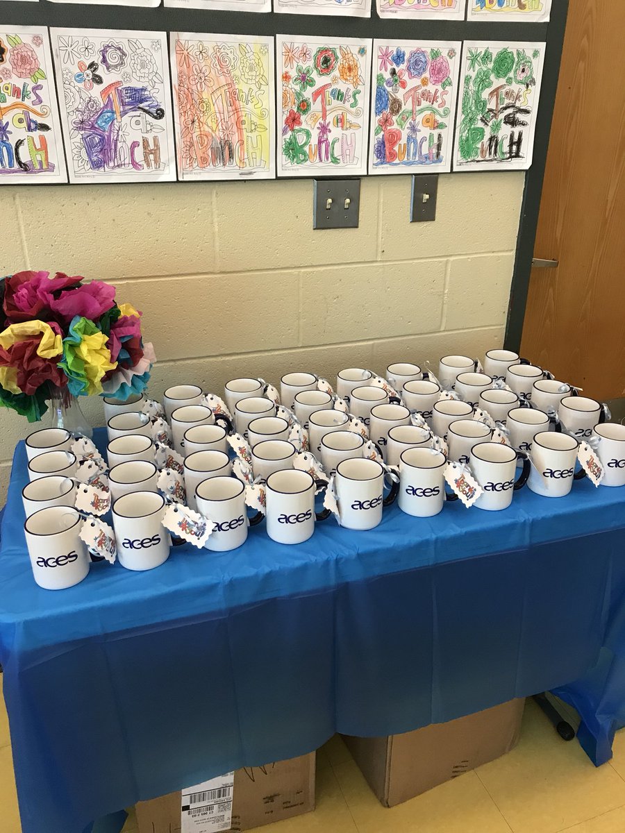 Mrs_Perrone's tweet photo. Wintergreen thanks all of our amazing volunteers!💐 https://t.co/rjTbrkKAES