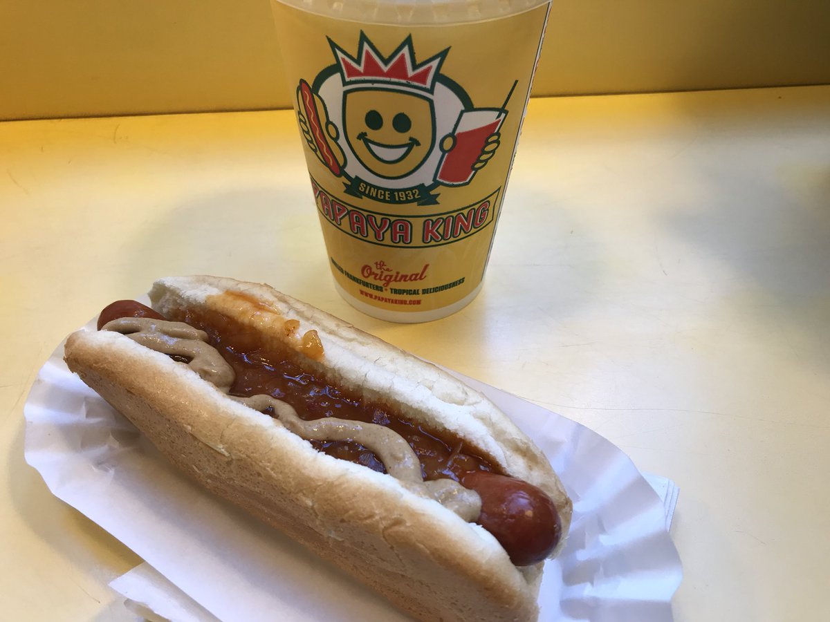 MeatVP's tweet photo. When in NYC #HotDogForBreakfast https://t.co/vhM0HcUpWX