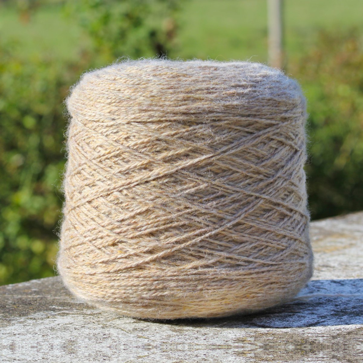 jcrennie1798's tweet photo. Our neutral shade 'Tusk' can be seen here in our 2/4Nm Chunky Lambswool quality on the cone. Available in our large 850g cones as well as our smaller 500g cones.
Have a look on our new website for more details! #KnitRennie #RennieYarn #MilladenMill #ChunkyLambswool #ConedYarn https://t.co/Rj3zefdAka
