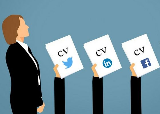 Hello_Plan_'s tweet photo. Social media for marketing is pretty obvious.. But have you ever thought of using social media for #recruiting? It's great for hiring new employees. Find out here how to use Facebook, LinkedIn and twitter to #recruit new employees in your business! 😎👇https://t.co/NTe6PXChmX https://t.co/uSa517OsIC
