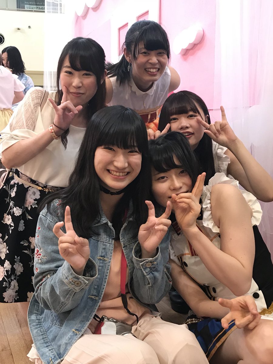 rrt0_84g's tweet photo. 2018/6/10 三井アウトレットパーク北広島「MuGiC」あやな みずき ゆう ユヅ ハルカス #プリステ写真館 https://t.co/3dMtIp7IuX