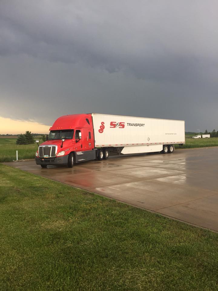 sstransportnd's tweet image. Great picture from Karen! #truckingviews #truckerviews #trucklife #keepontrucking #truckerlife