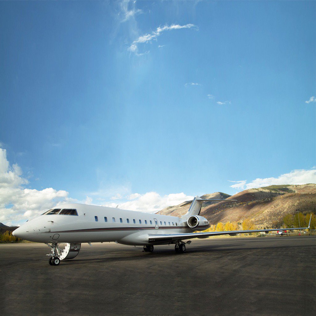 immidia's tweet photo. Book a Private Jet on the #Bombardier_Global_6000 @immidia 
#bombardier #global_6000 #privatejet #aerospace #aerospaceengineering #bombardier_jets #businessjets https://t.co/iIAw0TIgQv