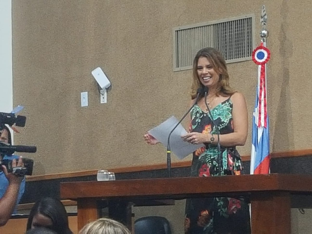 ConsuladosGalo's tweet photo. @camilamarinhoa você é a máxima expressão de atleticanidade aliada a baianidade e mineirice. 
Parabéns, Cidadã Baiana.

Orgulho de tê-la como nossa Conselheira!

#GALO
#ConsuladosDoGalo 
@atletico https://t.co/5wqQRK8W3m