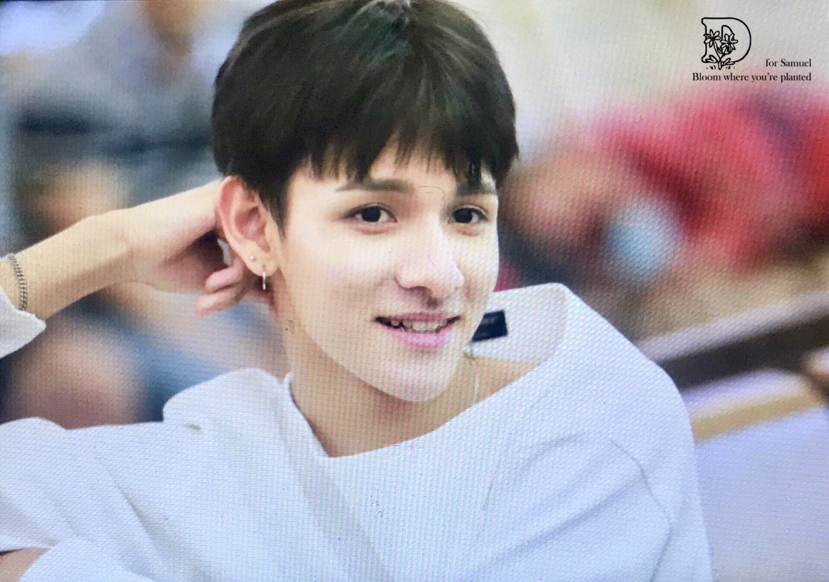 daisychen020117's tweet photo. 180612 인공 @bravepunch0117 
왕자 무엘이다🎩🎩🎩
#사무엘 #Samuel #サムエル 
#TEENAGER #틴에이저 https://t.co/N5rbvMLCzx