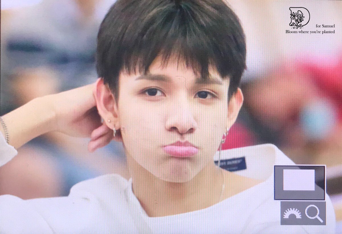 daisychen020117's tweet photo. 180612 인공 @bravepunch0117 
왕자 무엘이다🎩🎩🎩
#사무엘 #Samuel #サムエル 
#TEENAGER #틴에이저 https://t.co/N5rbvMLCzx