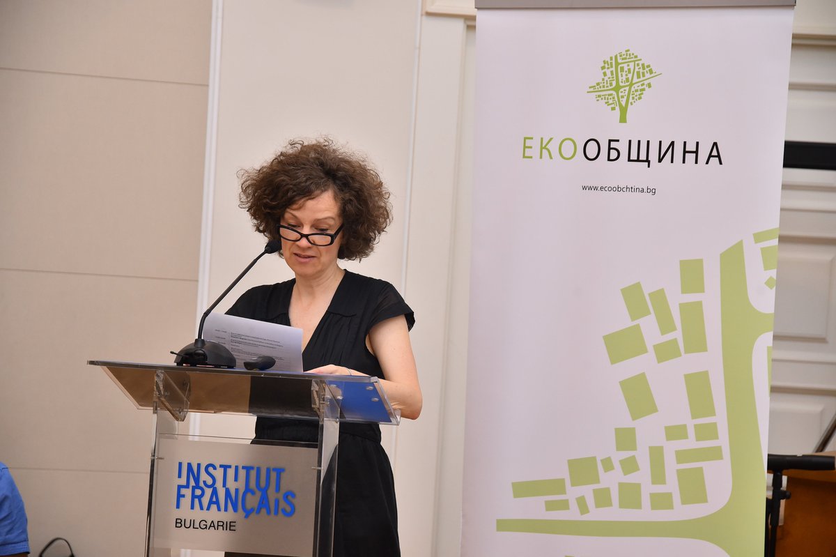 France_Bulgarie's tweet photo. Откриване във Френския институт на работната група „Спорт и гражданско общество“, нова категория на конкурса Екообщина. Всеки гражданин, училище или сдружение мо��е да предложи проект, който благоприятства достъпа до спорт. @DecathlonBG https://t.co/6MbSKxpOPR